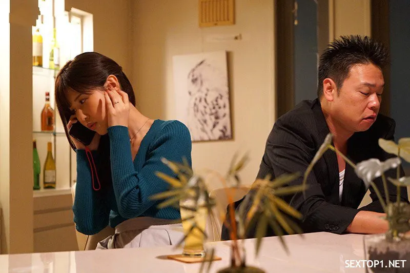 Anh xã yếu, vợ tìm đến em ghệ củ