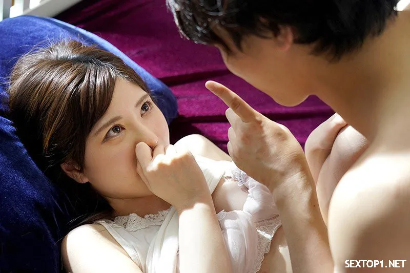 Dẫn bạn về nhà, bị bạn chịch luôn vợ của mình