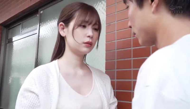 Người chồng tẻ nhạt, vợ yêu nhận ra cậu thanh niên cạnh nhà tốt hơn